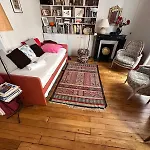 Un nid très calme et chaleureux a Montmartre !